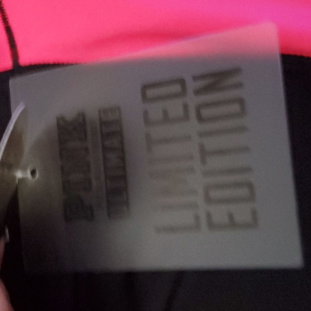 Victoria Secret Pink *LIMITED EDITION * Leggings - Picture 3 of 6